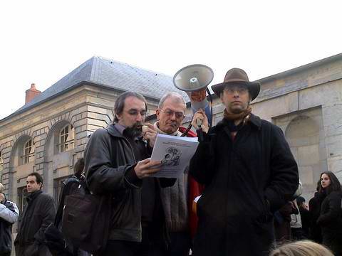 Jean-Jacques, Pierre & Michel devant la prfecture